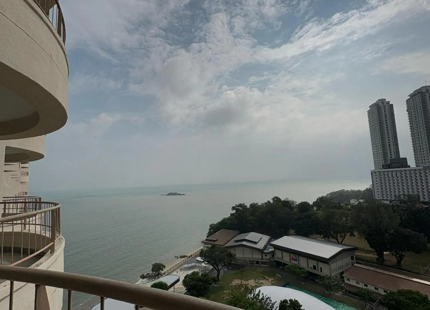 Apartment 17 Jazz Sweet Beachfront Resort Tanjung Bungah