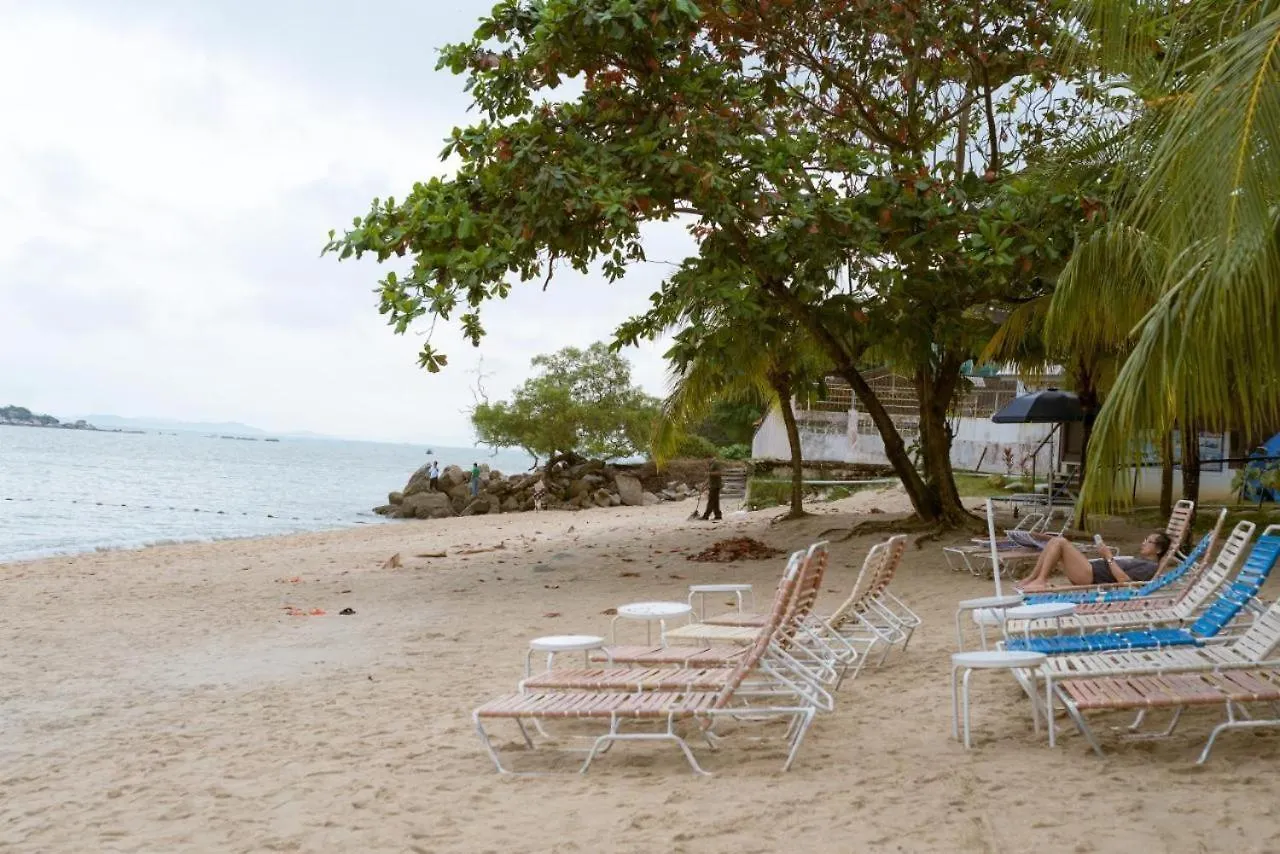 17 Jazz Sweet Beachfront Resort Tanjung Bungah  Malaysia